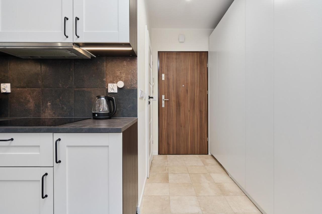Jagodno Wroclaw Kajdasza Studio Z Bezplatnym Garazem By Noclegi Renters Eksteriør billede