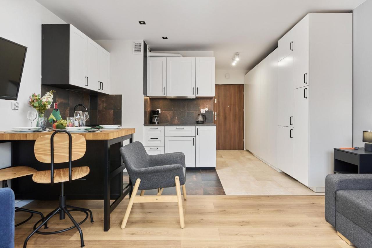 Jagodno Wroclaw Kajdasza Studio Z Bezplatnym Garazem By Noclegi Renters Eksteriør billede